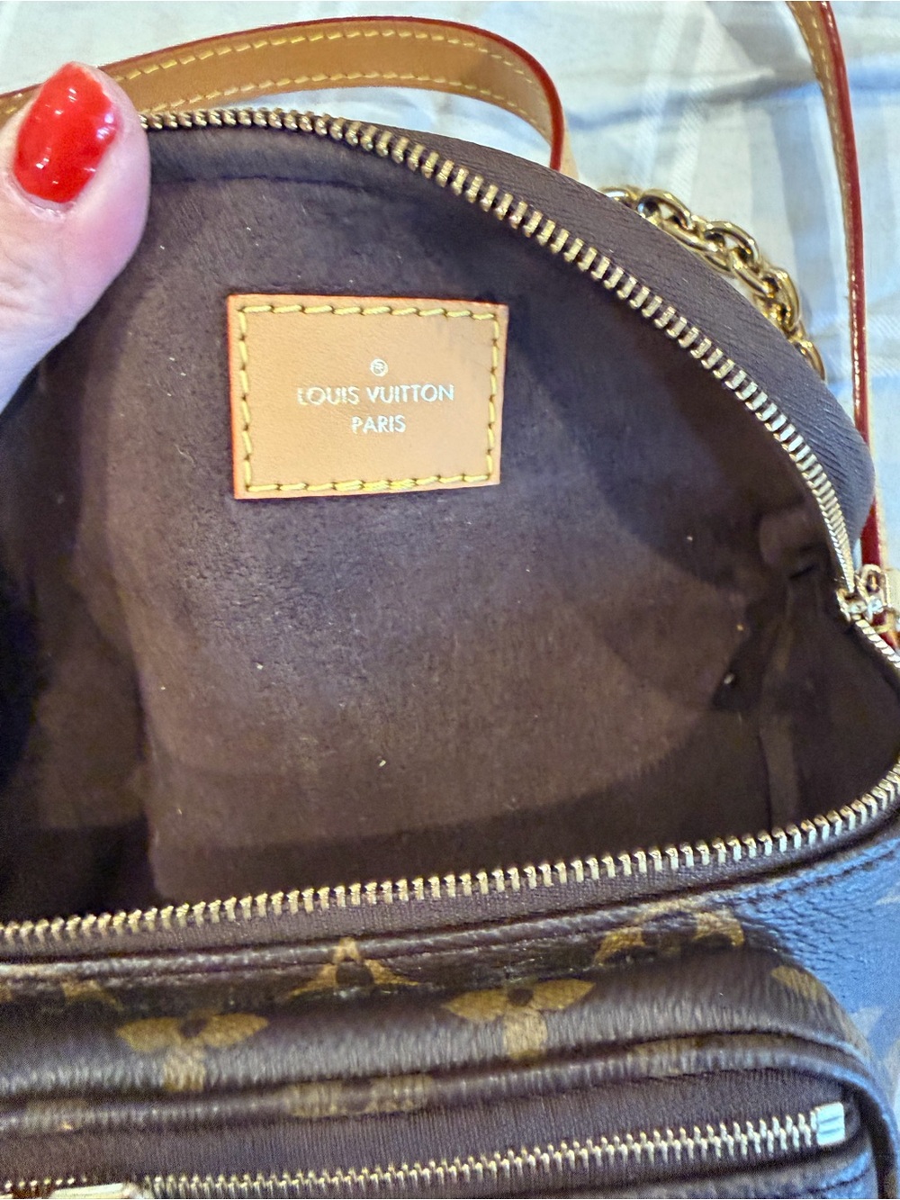 100% Authentic Louis Vuitton Mini Bum Bag - Picture 4 of 12